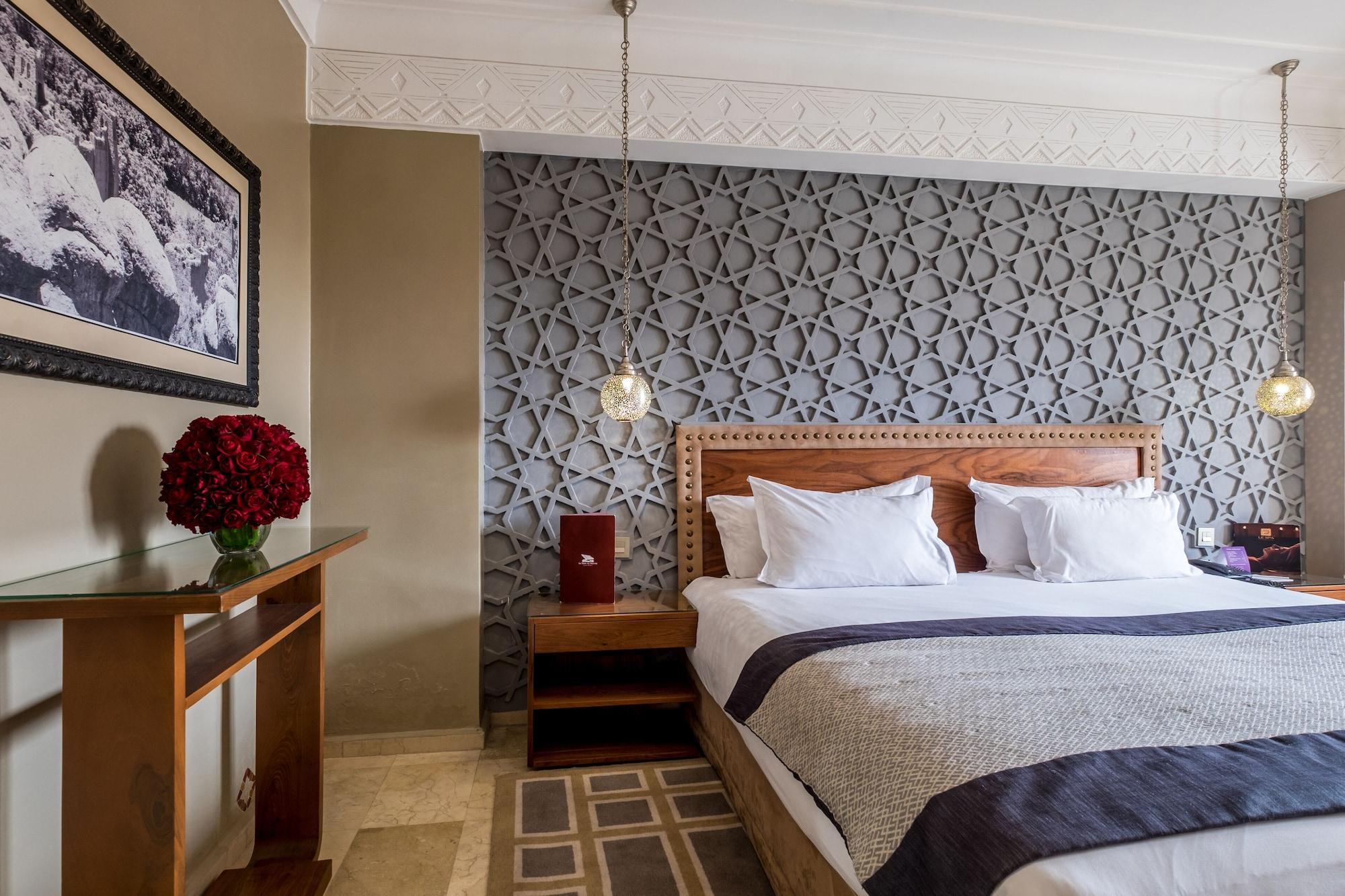 Hivernage Hotel & Spa Marakeş Dış mekan fotoğraf A bedroom at the hotel