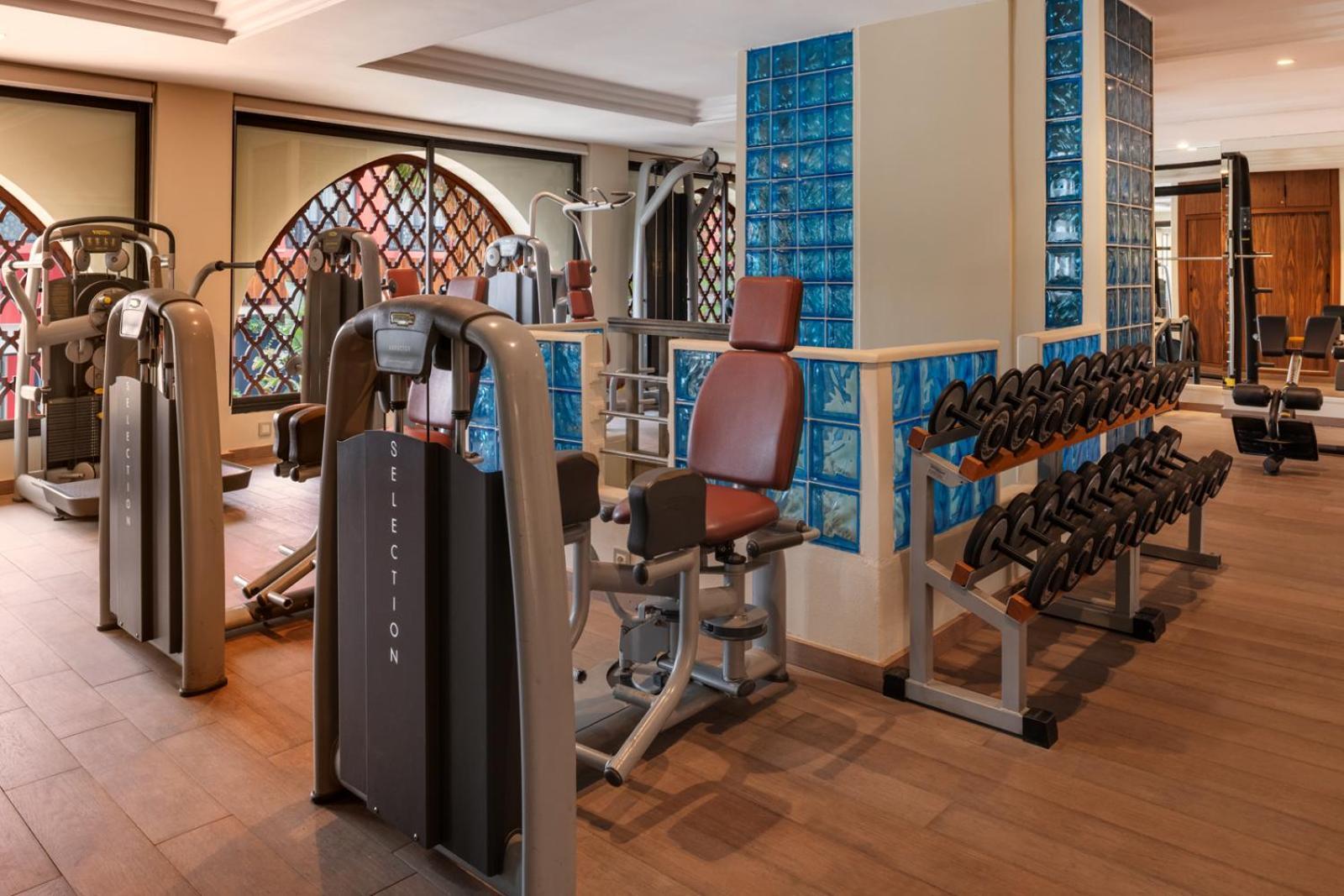 Hivernage Hotel & Spa Marakeş Dış mekan fotoğraf The gym at the hotel