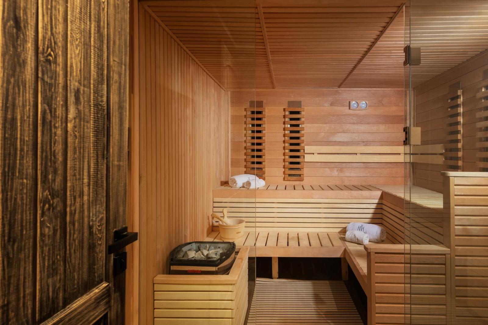 Hivernage Hotel & Spa Marakeş Dış mekan fotoğraf A Finnish sauna